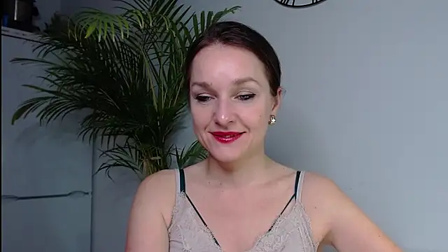 Snapshot of AliciaDesire chatting on 19, 12, 2024 AliciaDesire online show from 19, 12, 2024