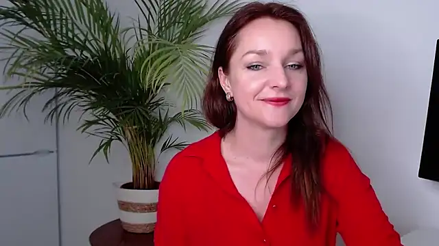 Snapshot of AliciaDesire chatting on 11, 3, 2025 AliciaDesire online show from 11, 3, 2025