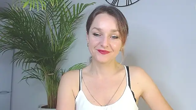 Snapshot of AliciaDesire chatting on 3, 12, 2024 AliciaDesire online show from 3, 12, 2024