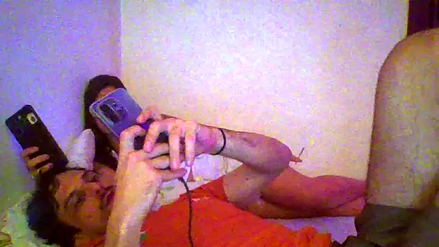 couplemilk online show from 21, 4, 2026