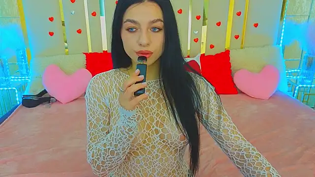 KitnissKiss online show from 1, 3, 2026