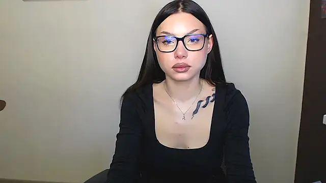 Cutesweetheart online show from 11, 3, 2025