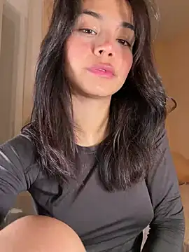 Adriennesexxx online show from 15, 2, 2026