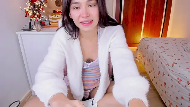 Snapshot of Adriennesexxx chatting on 12, 11, 2025 Adriennesexxx online show from 12, 11, 2025