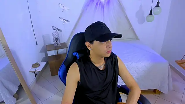 Snapshot of Brand_habes chatting on 16, 11, 2025 Brand habes online show from 16, 11, 2025