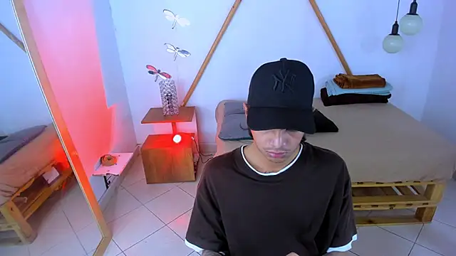 Snapshot of Brand_habes chatting on 26, 10, 2025 Brand habes online show from 26, 10, 2025