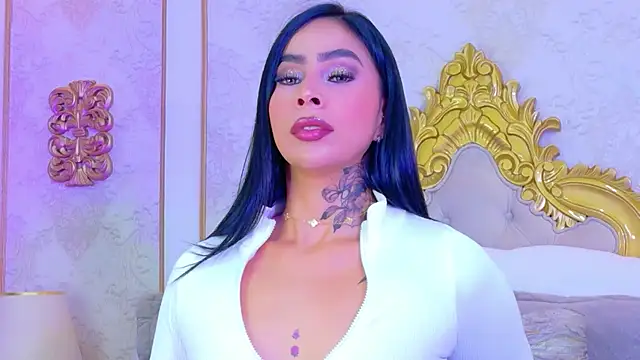 GiahDaniels online show from 14, 7, 2026