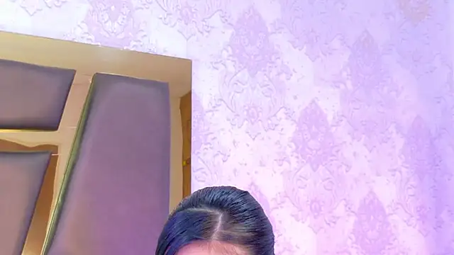 GiahDaniels online show from 31, 3, 2026