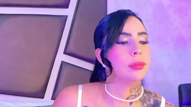GiahDaniels online show from 31, 5, 2026