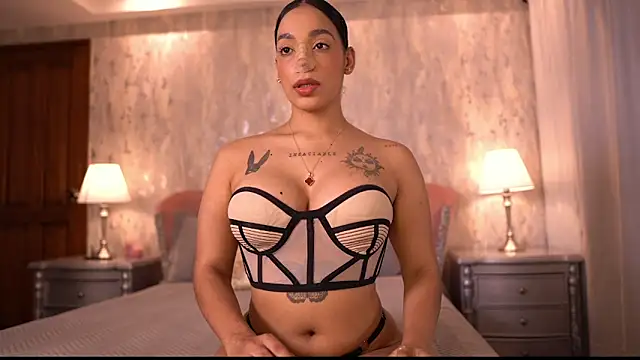 AngelineConnor online show from 12, 11, 2025