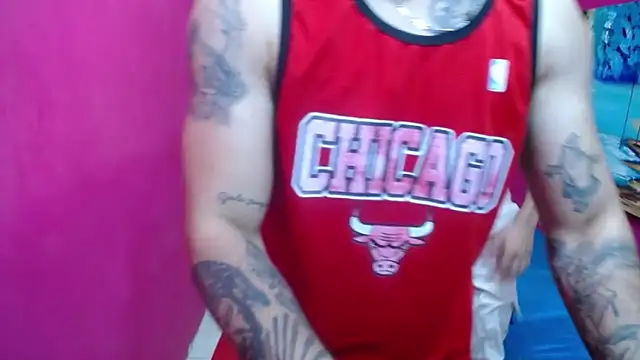 hugecocks hot online show from 6, 2, 2026