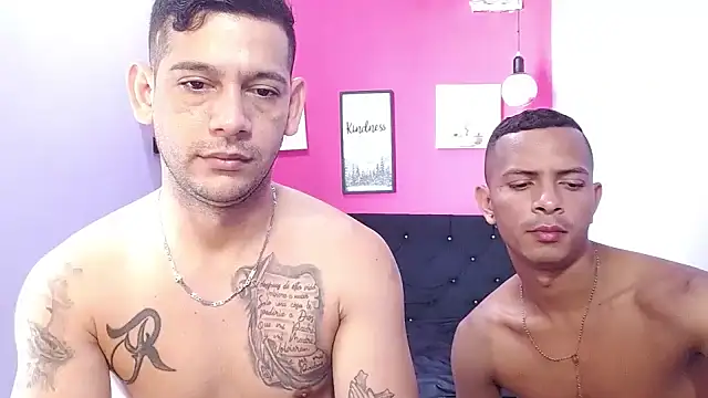 hugecocks hot online show from 20, 5, 2026