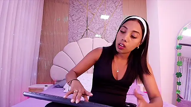 nata luna online show from 25, 3, 2026