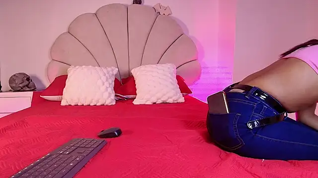 nata luna online show from 28, 10, 2025