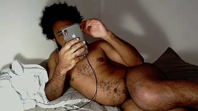 KaelMoreau online show from 18, 3, 2025