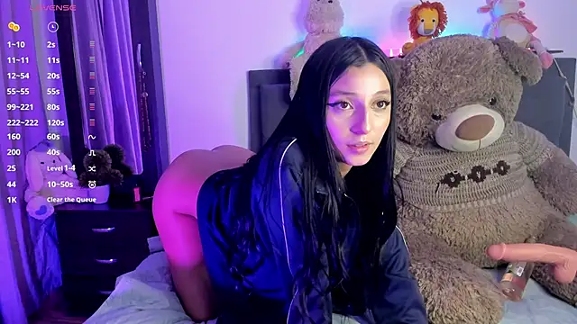 Snapshot of Alana_777 chatting on 12, 11, 2025 Alana 777 online show from 12, 11, 2025