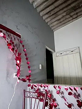 DIORA Latina online show from 6, 3, 2026