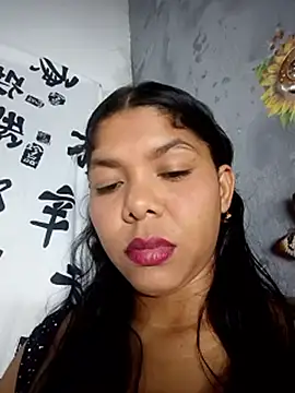 Snapshot of DIORA_Latina chatting on 29, 5, 2026 DIORA Latina online show from 29, 5, 2026