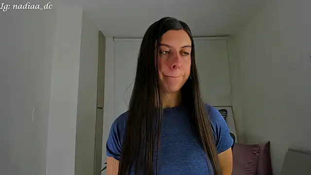 Snapshot of Nadiaa_ chatting on 24, 1, 2025 Nadiaa online show from 24, 1, 2025