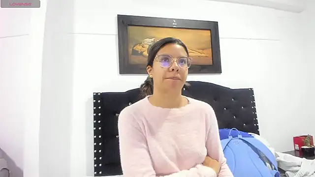 Vahiolet smith online show from 17, 12, 2025