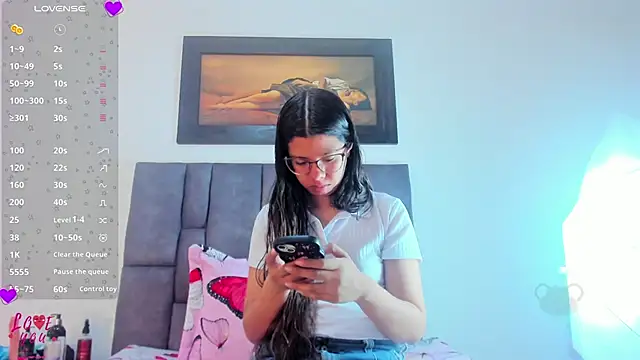 Vahiolet smith online show from 1, 4, 2026