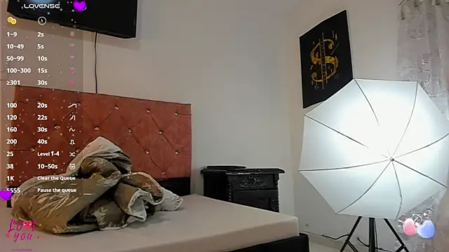 Vahiolet smith online show from 7, 1, 2026