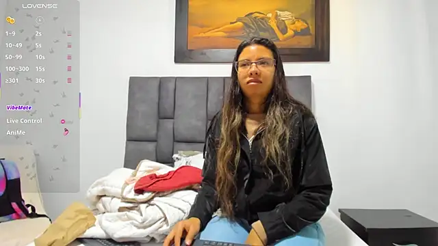 Snapshot of Vahiolet_smith chatting on 7, 7, 2026 Vahiolet smith online show from 7, 7, 2026
