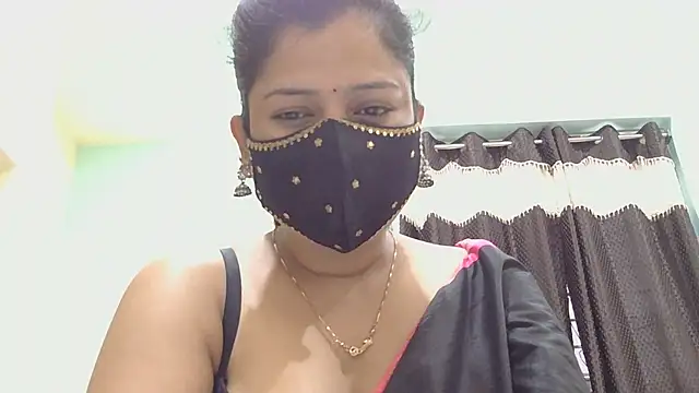 Snapshot of payal_sharma1 chatting on 1, 7, 2026 payal sharma1 online show from 1, 7, 2026