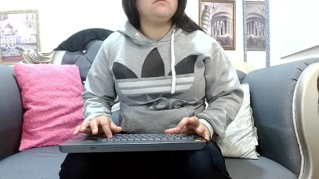 KataleyaStiward online show from 1, 7, 2026