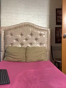 KataleyaStiward online show from 11, 11, 2025