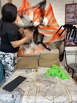 KataleyaStiward online show from 24, 10, 2025