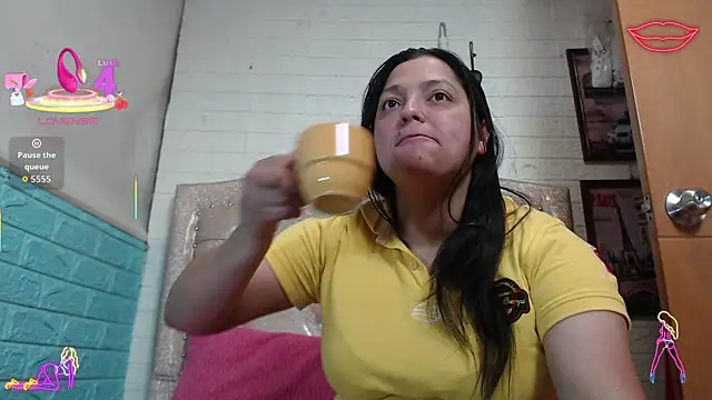 KataleyaStiward online show from 24, 9, 2025