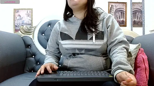Snapshot of KataleyaStiward chatting on 27, 5, 2026 KataleyaStiward online show from 27, 5, 2026