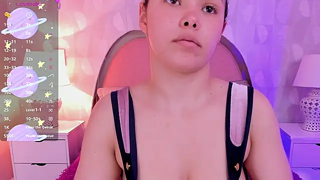Snapshot of angeline_teen chatting on 30, 5, 2026 angeline teen online show from 30, 5, 2026