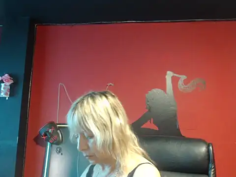 KLOE PIELL online show from 2, 3, 2026