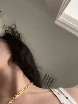 exoticmisfitt online show from 7, 2, 2026