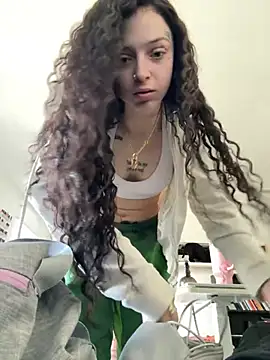 exoticmisfitt online show from 14, 2, 2026