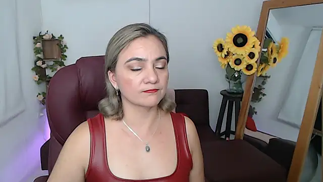 Snapshot of Ghada_milf chatting on 5, 6, 2026 Ghada milf online show from 5, 6, 2026