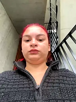 MiaLujan  online show from 16, 11, 2025