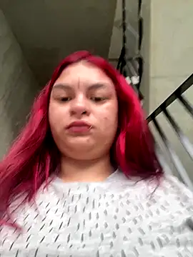 MiaLujan  online show from 23, 11, 2025