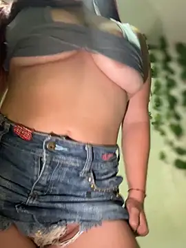 MiaLujan  online show from 11, 4, 2026