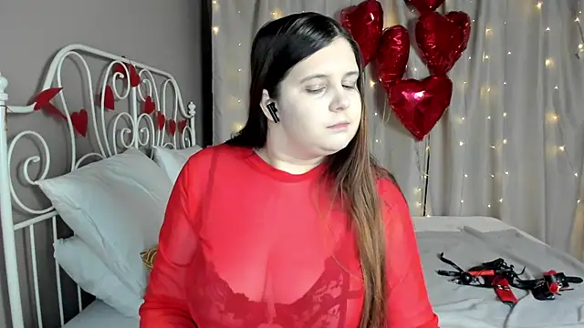 Miley Brown  online show from 16, 2, 2025