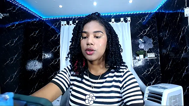 Hillary queen online show from 26, 9, 2025
