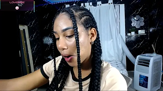 Hillary queen online show from 15, 10, 2025