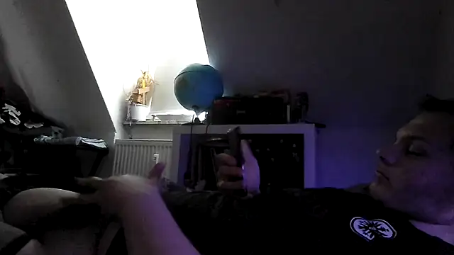 Nicolasjlhkjzl online show from 23, 5, 2026
