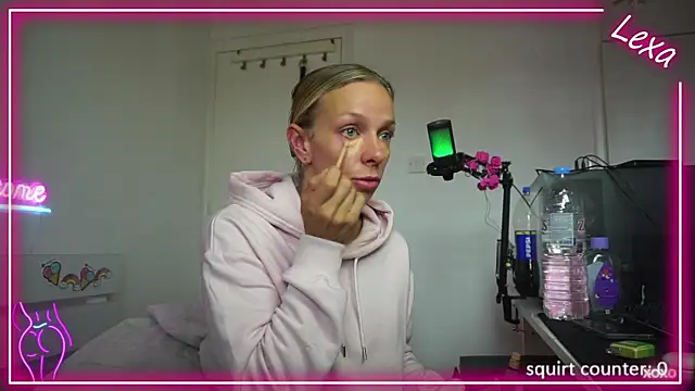 Lexa xoxo online show from 11, 11, 2025