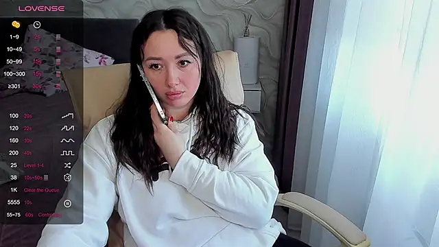 Kendra SXY online show from 10, 4, 2026