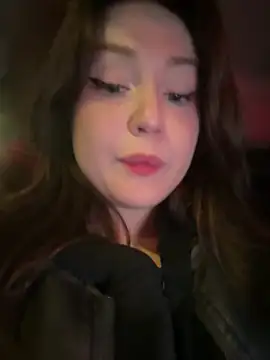 Peachy Dream online show from 24, 9, 2025