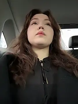 Peachy Dream online show from 5, 11, 2025