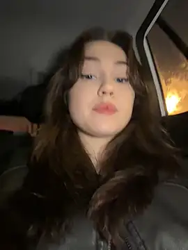 Peachy Dream online show from 13, 3, 2025